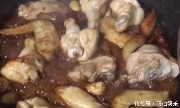 焖烧|鸡肉这样烧最好吃,一滴水都不放,肉不腥不柴特香醇嫩
