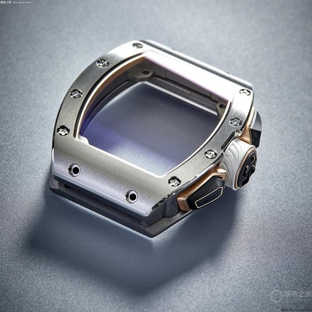秒轮|“均价百万”的RICHARD MILLE,终于有了“自产机芯”