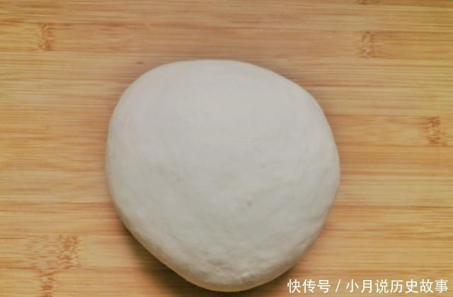 豆腐别知道炖,用来拌馅儿包饺子,比肉馅儿还受欢迎,关键是省钱