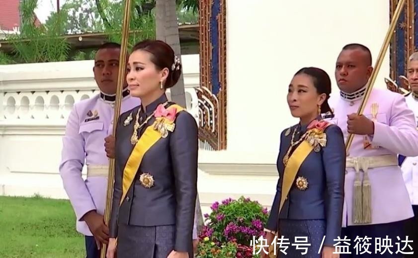 贵妃&苏提达和诗妮娜微笑互动，存在感大增的贵妃，还上了王室合集照