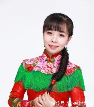 星光大道走出的王二妮,嫁經(jīng)紀(jì)人放棄名利回農(nóng)村,今抱怨帶娃辛苦