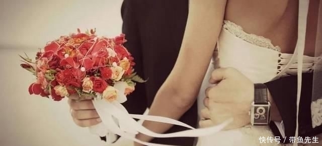 牌面显|塔罗牌占卜:默念一个人的名字,测TA心里还有没有你