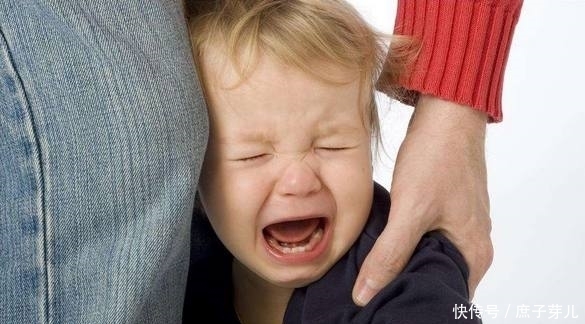 影响孩子|游乐场上的那些惊险游戏,最好别让宝宝玩,否则会影响智力