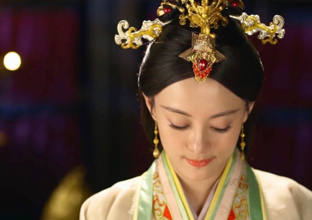 千古骂名|“豪放派”女人宣太后,掌握权力41年,因为一段话背上千古骂名