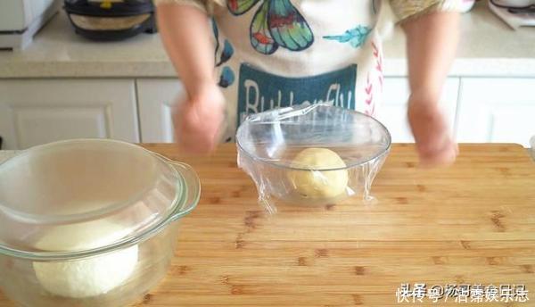 玉米油|想吃葱香烧饼不用买,教你在家自己做,外酥里软,咬一口直掉渣