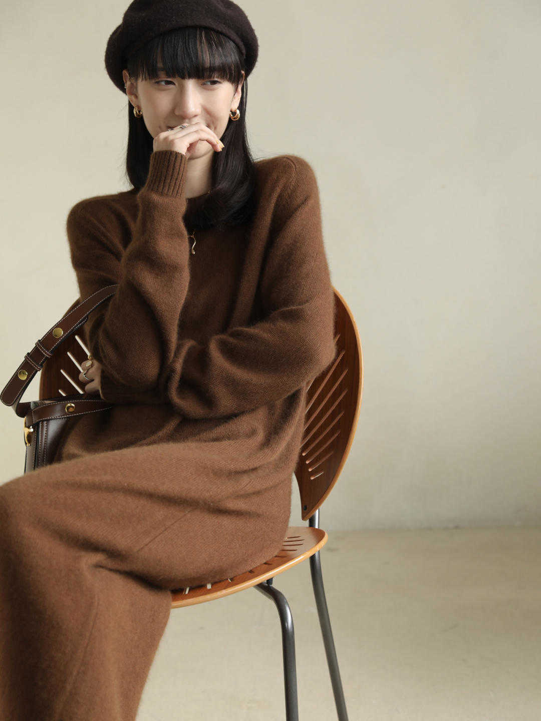 棕色|谁说针织连衣裙搭不出范,直筒针织连衣裙,时尚气质惊喜不断