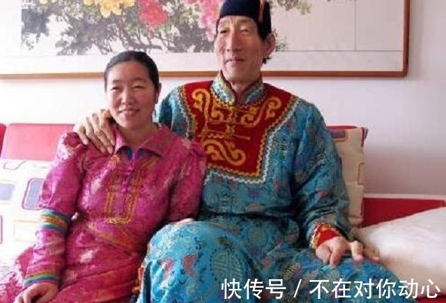 世界第一高鲍喜顺，不听医生劝阻生孩子，儿子10岁时身高1.6米