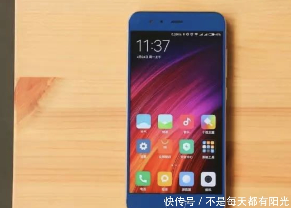 钉子户|”钉子户“机型大盘点,iPhone8最流畅,小米6最宠粉,它才是最终赢家