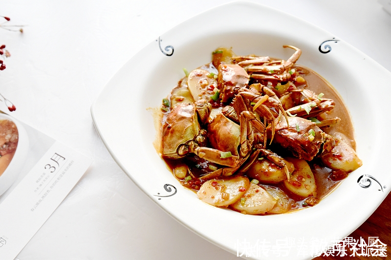 晚餐老公下厨做了六个菜,晒到朋友圈,没想到婆婆第一个点赞