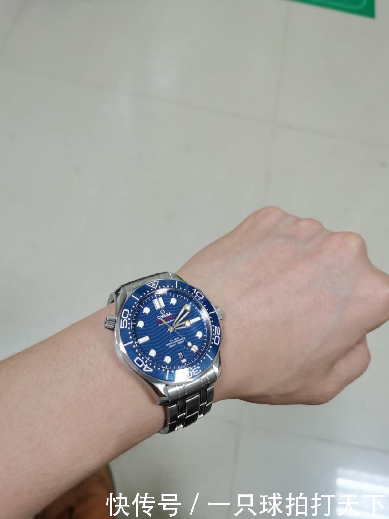 出门摆地摊戴什么表好推荐两款非常有气场的腕表