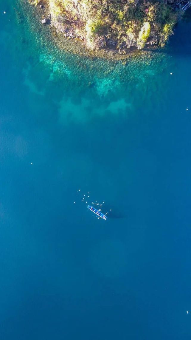 没来|冬天没来过泸沽湖的人，不足以谈人生