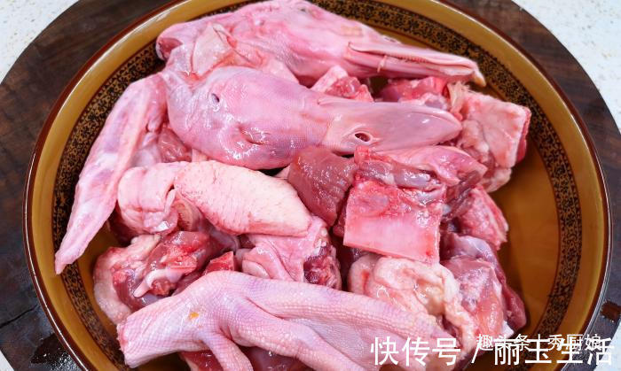 红辣椒|立秋后,此肉越吃越养人,比羊肉滋补,比牛肉香,营养好吃不发胖