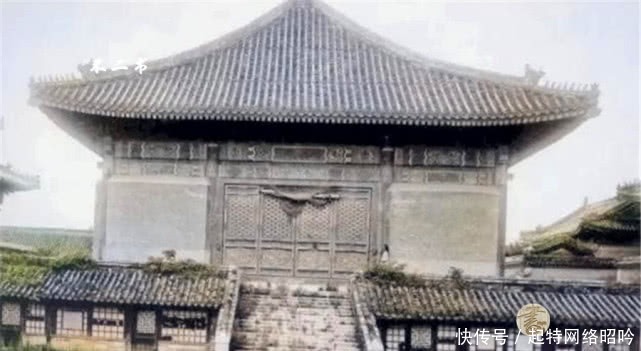 老照片|上色老照片:慈禧光绪西逃后无人打理的皇城,荒草萋萋,充满破败