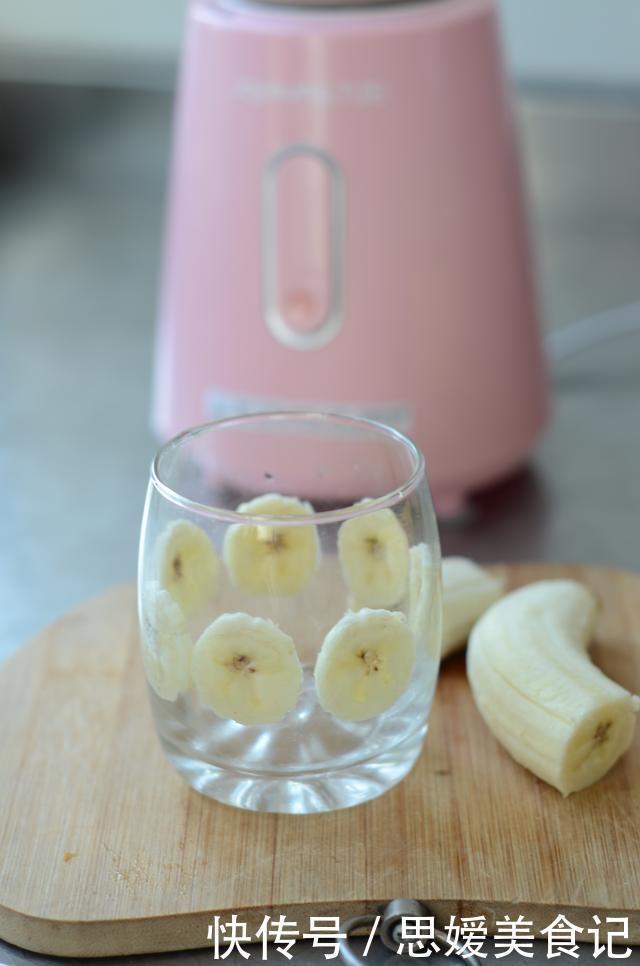 牛奶|香蕉和这“天生一对”,坚持每天吃,不失眠不便秘,肚腩消失了!