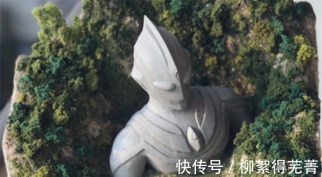 迪迦|2款自制奥特曼雕像,诺亚形象堪称神还原,植被款造型酷似迪迦