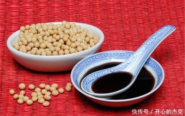 大脑供血不足|有脑供血不足的,坚持吃3物,恢复血管弹性,远离脑梗