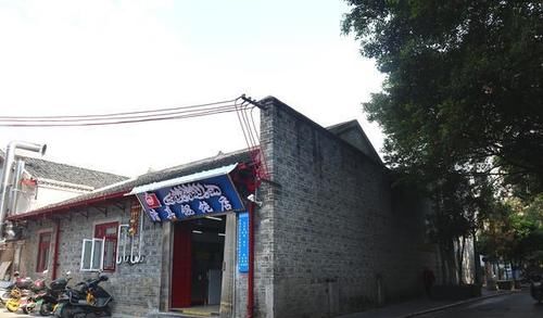 桂林故地重游，时隔7年巧遇同一家清真馄饨店，原来是40年老店