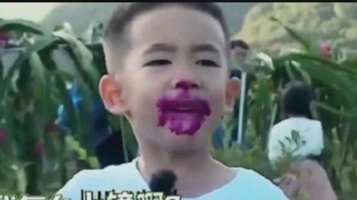 陈小春小丑造型表演《算你狠》，网友形容像吃了火龙果的小小春