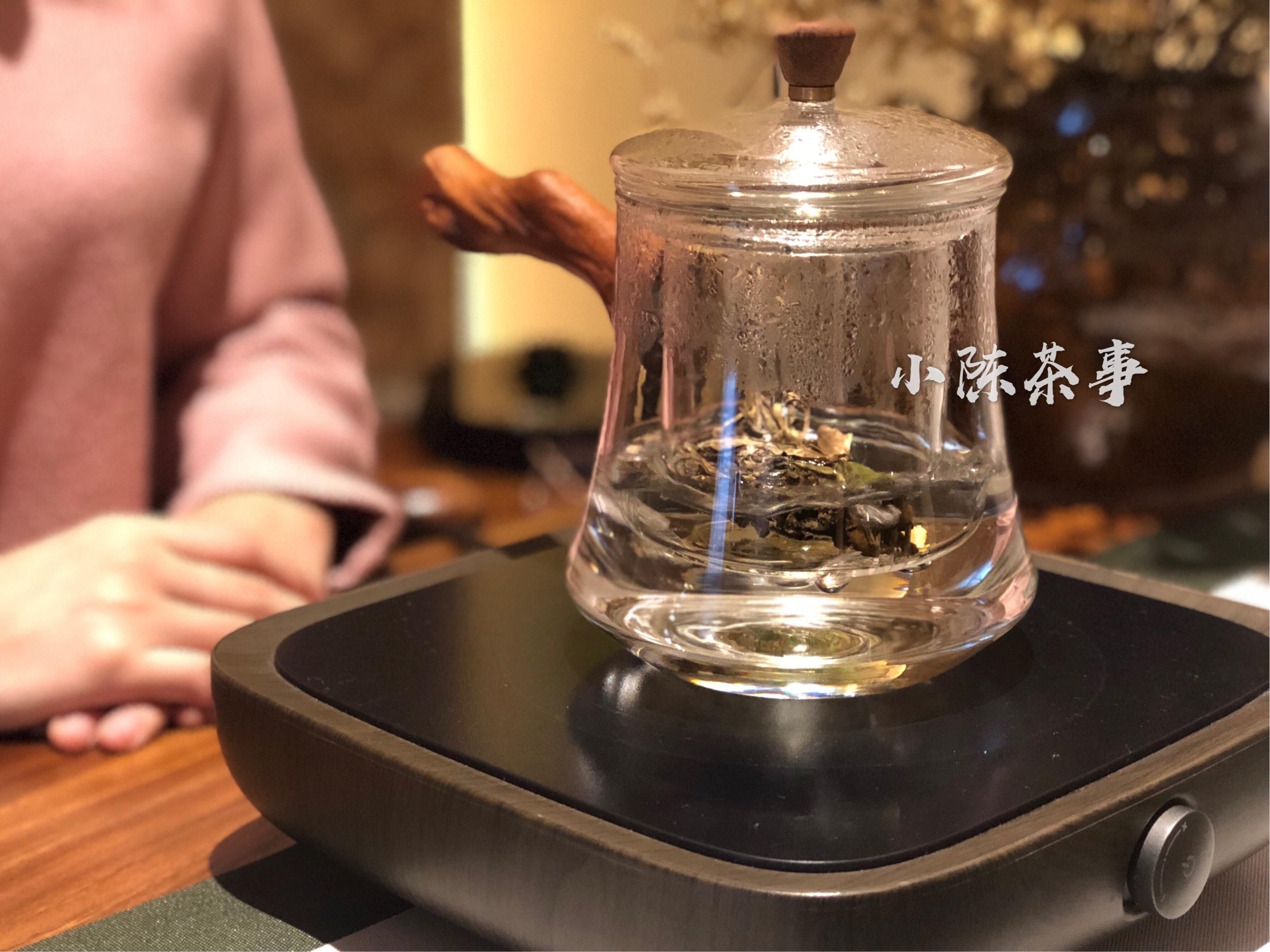内含物质|有种“想哭”,叫煮了绿茶,六大茶类中,究竟哪些茶适合煮茶呢