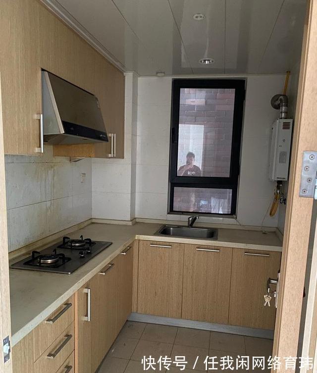 阿里|上海市松江区一89平房产拍卖,以323万元成交