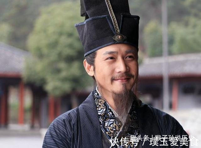 雄兵!宰相之女招亲出对联:一杆银枪,能挡雄兵百万,乞丐巧对绝妙下联