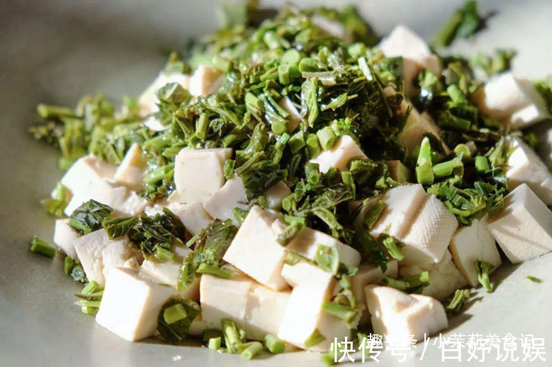 香椿芽|春吃芽,5种“春芽”要多吃,2种“毒芽”可别吃,健康最重要