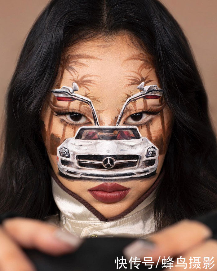 艺术家|韩国一女学生在身上画画,脸和牙齿都不放过,犹如“贞子”再现