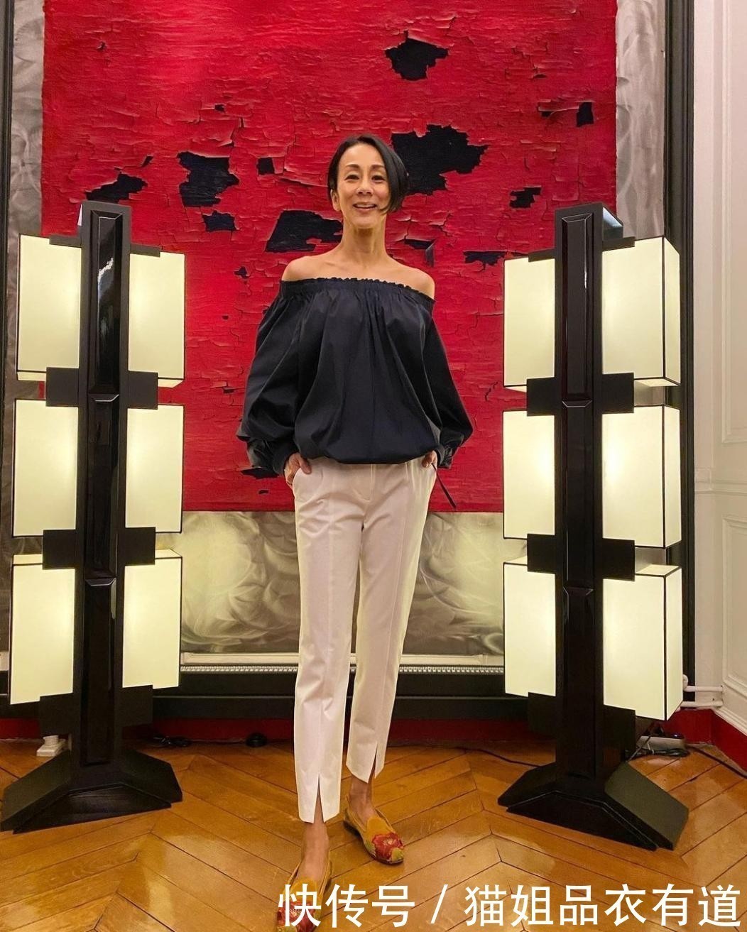 半裙 谁说53岁就是奶奶?看看这位大龄博主的优雅穿搭,揭露时髦真相