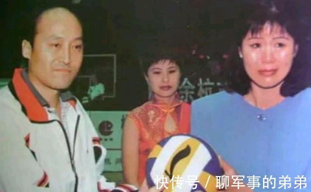 鞠躬尽瘁|郎平宣布离任中国女排主教练：“鞠躬尽瘁，无愧于心”