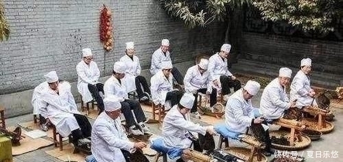 真人|甲沟炎发作,不敢走路,老药师用一味药止疼真人在民间