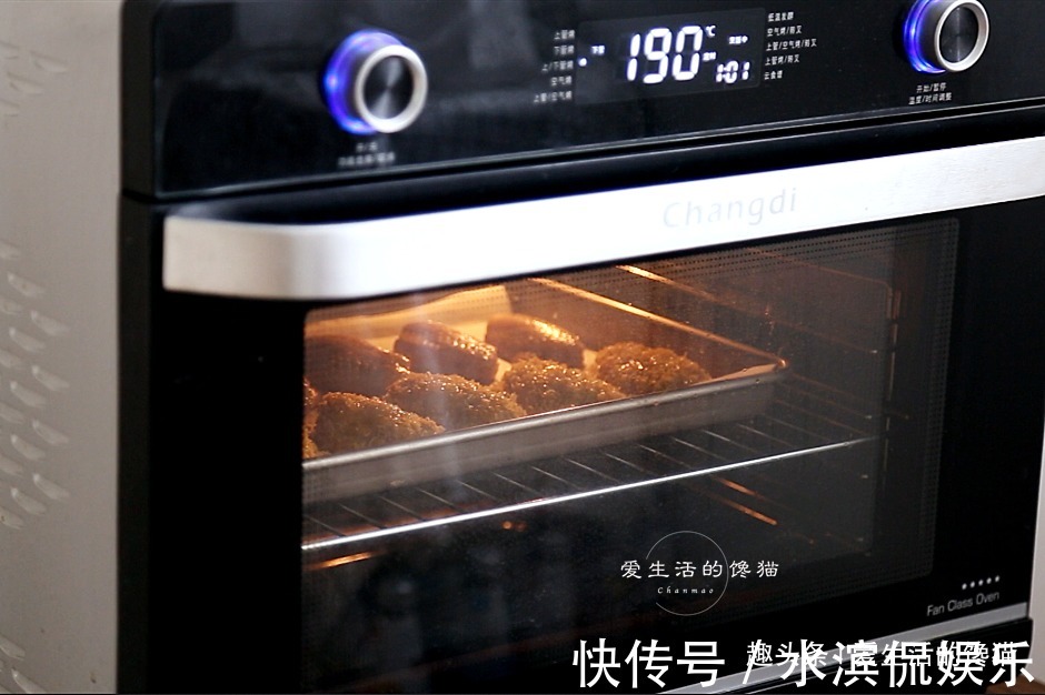 鸡翅这样做太香了，轻轻一掰就能脱骨，做一盘吃一盘，根本不够吃