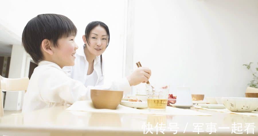 家长|即将年底,这一年你家孩子身高达标了吗?对照身高表自测,别大意