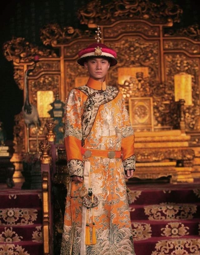 有惊无险|清廷腐朽官场腐败,曾国藩上书大骂新皇帝,送命式进言有惊无险