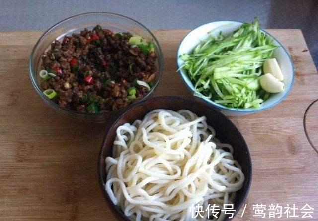 面条怎么吃不长胖营养师教你避开3个雷区，吃面条也能降低体重