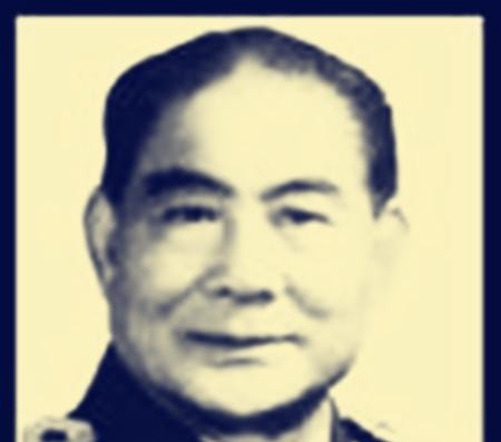 班长|据点久攻不下,班长献计伪军束手就擒,班长后成大军区司令