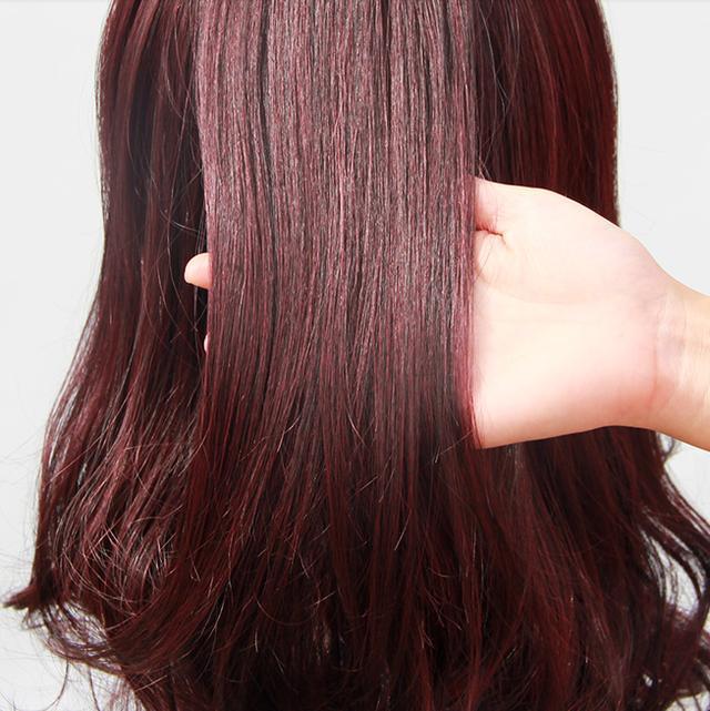 40岁以后女人别乱剪头，弄不好太老气，这8款发型让你年轻十岁