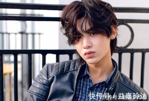 《演員請就位》話題量破9億，易烊千璽最佳主創、黃明昊排名第二