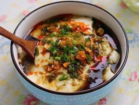 豆腐脑别再买了,准备一把黄豆,不用石膏不用卤水,教你详细做法