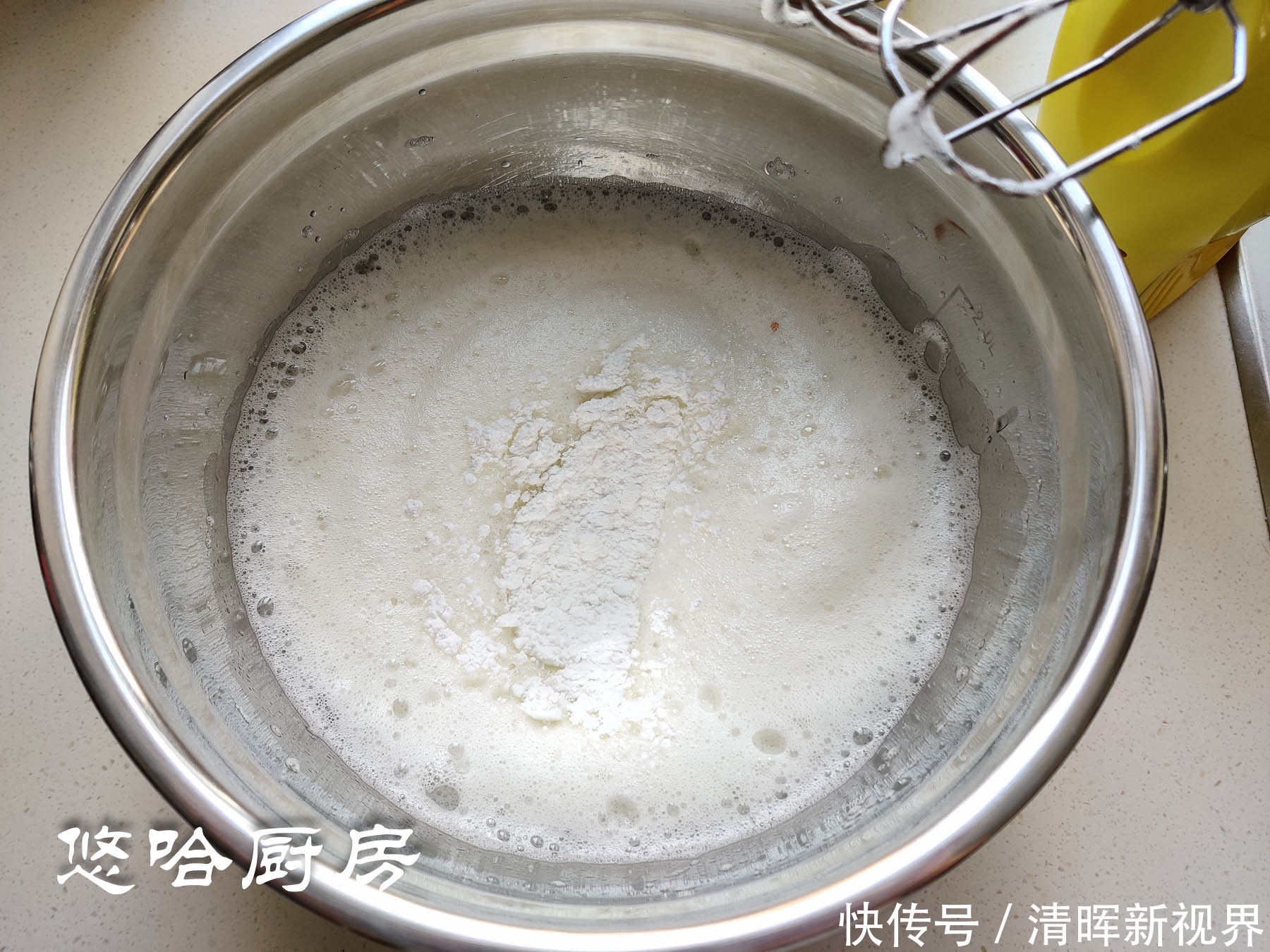 回到|百分百成功的Kitty戚风蛋糕,松软湿润不开裂,一秒回到纯真童年