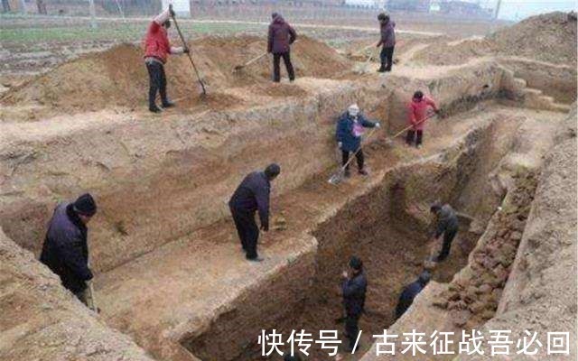 赵建新|江苏出土1男34女合葬墓，墓中文物感动专家：2000年前的“狗粮”