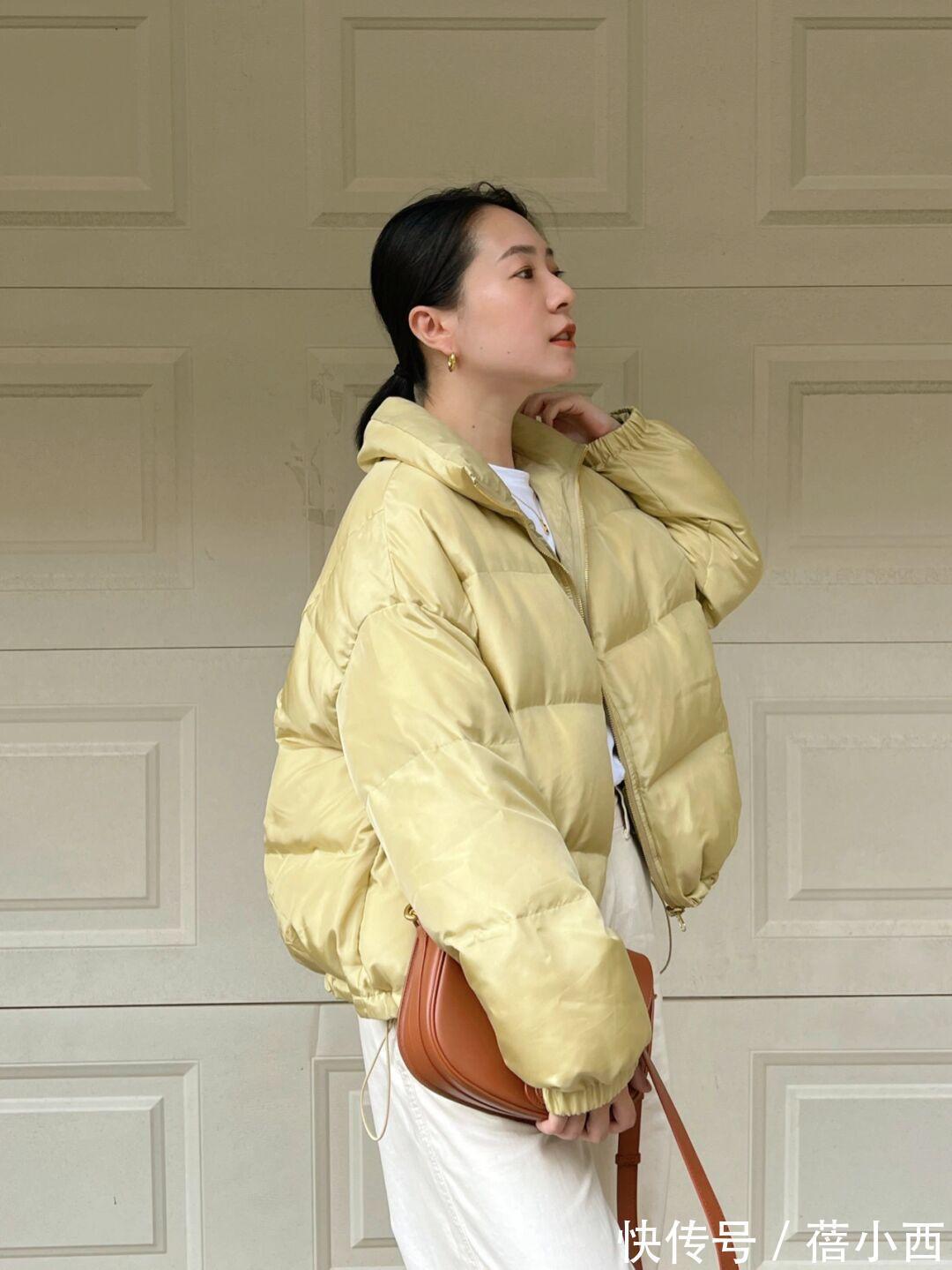 纯白色|秋冬还是穿“羽绒服”保暖又洋气,搭配公式和技巧,都帮你总结了