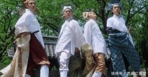 上联$父亲上联“父进士、子进士,父子皆进士”儿子改一字,众人大笑