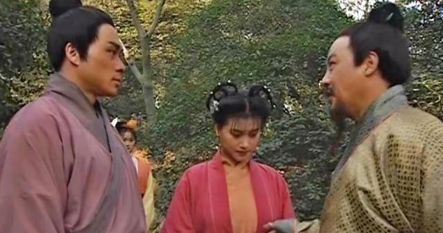 张太公@武松师傅警告武松千万要躲着两个人,武松不听劝告,结果受到教训