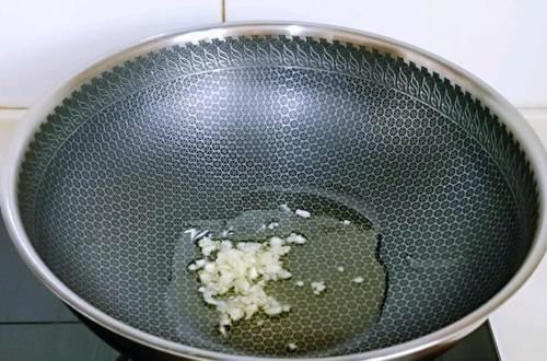 便宜|此肉要多吃，比牛肉便宜，比猪肉健康，清热下火还不贵