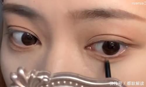 相似度|小姐姐现场仿妆Lisa,第一眼差距有点大,成品一时间傻眼了