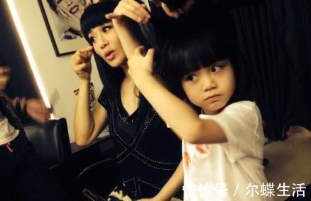 妈妈|小宝宝与生俱来的“能力”,帮助他轻易认出妈妈,宝妈直呼神奇