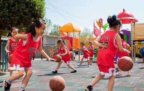 营养物质|孩子“停止发育”的3个前兆,若你的孩子全都有,身高或已成定局