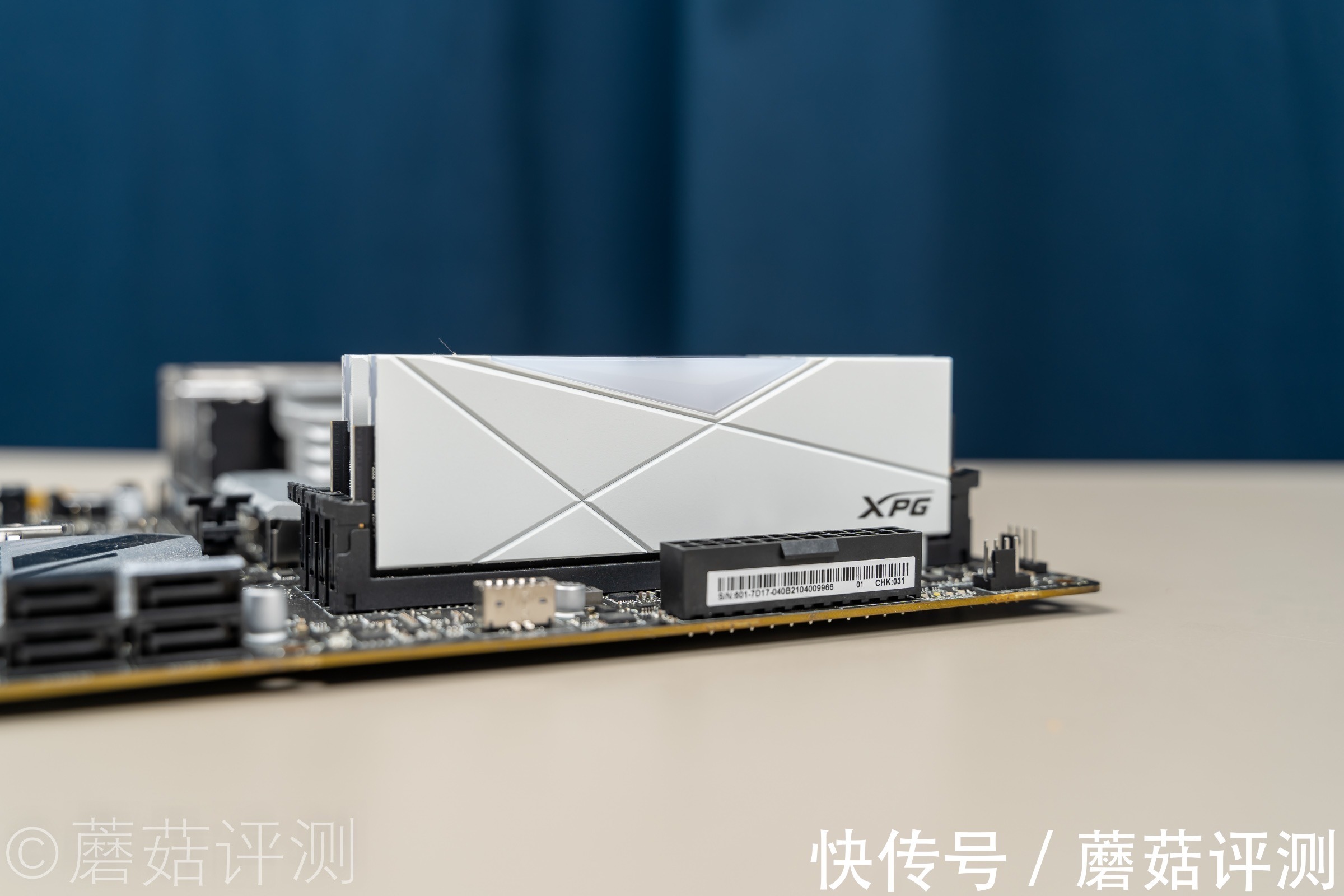 电源|黑白搭配，搭建白色主题机箱、记一次10850K+RTX3070Ti装机