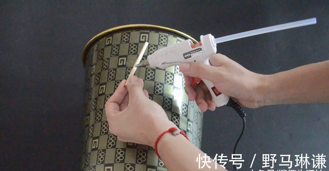 烦恼|垃圾桶上放一根筷子, 解决了很多家庭困扰的烦恼, 看完赶紧去试试