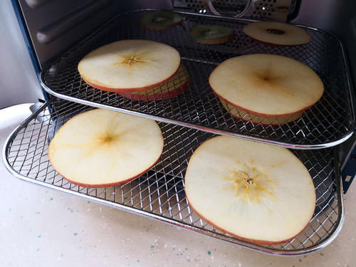 苹果|最通便的水果被发现，便秘的人每天空腹吃它，隔天拉出黑臭宿便！